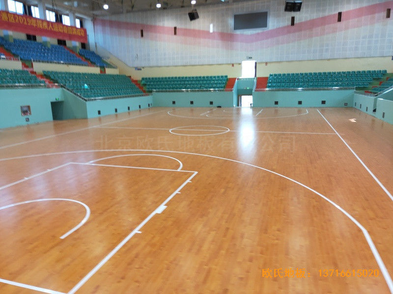 云南官渡區體育館運動木地板鋪裝案例4